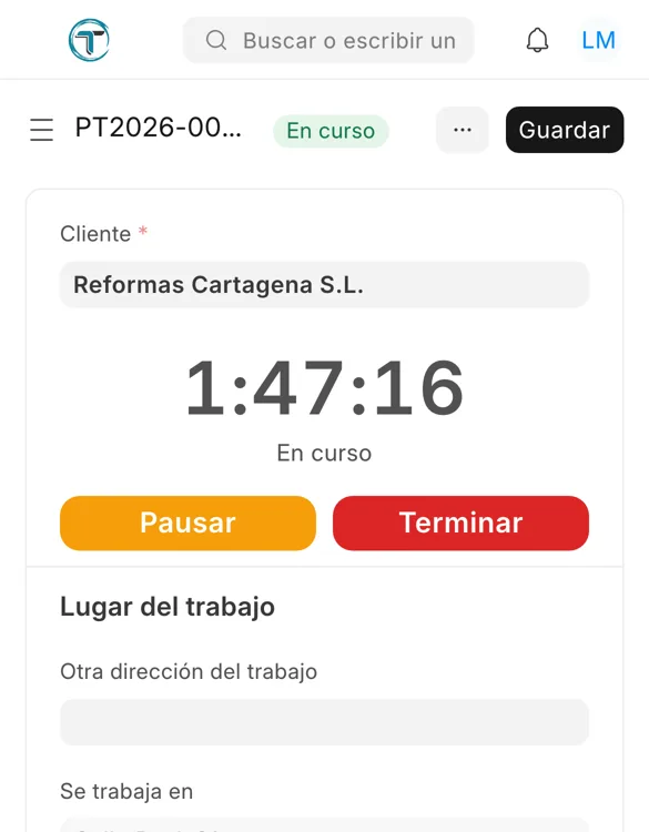 Parte de trabajo en curso con el cronómetro y los botones Pausar y Terminar